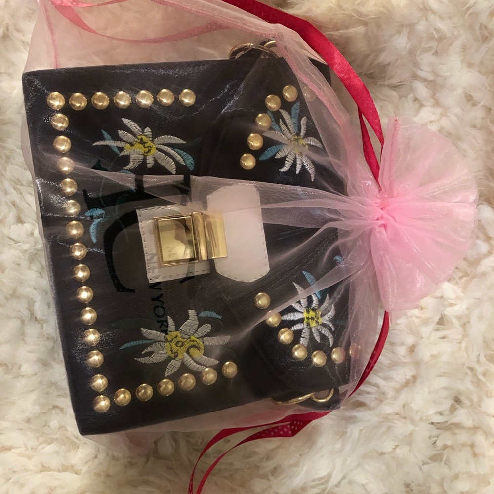 💕💕New Woman’s Hangbag 👜👜